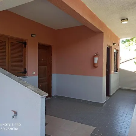 Sirtaki Apartment Siviri