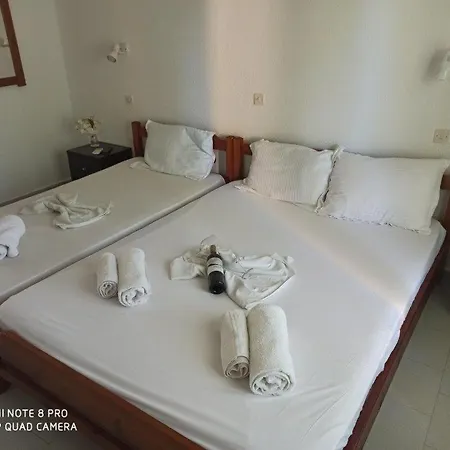 Sirtaki Apartment *